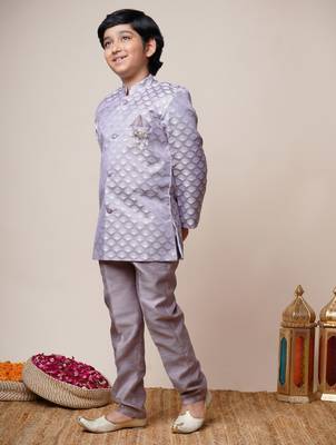 Boys lilac jacquard scallop motifs sherwani set 4