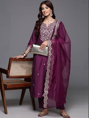 Wine chanderi heavy thread embroidered work kurta pant set 1