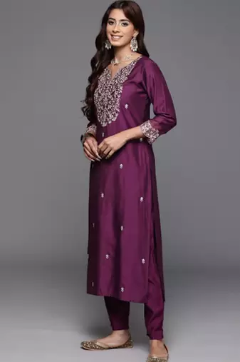 Wine chanderi heavy thread embroidered work kurta pant set