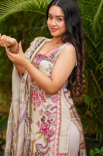 Cream french crepe printed kurta pant set