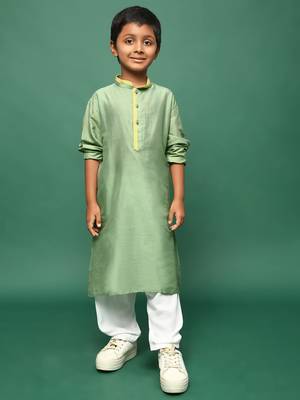 green silk blend solid kurta pajama for kids 3