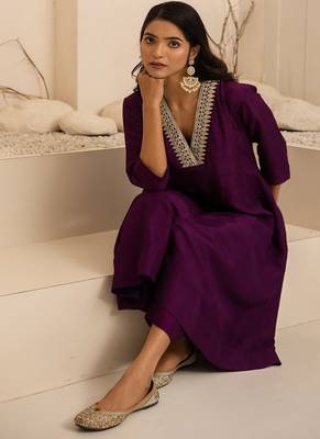 Purple plain dola silk anarkali set with neckline embroidery 3