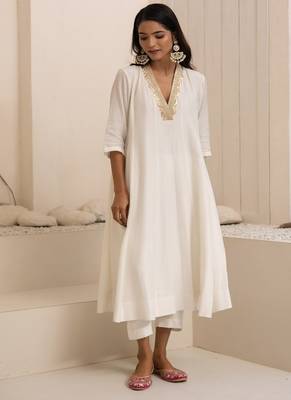 Ivory plain dola silk anarkali set with neckline embroidery 1