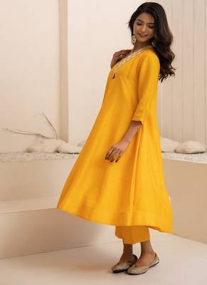 Yellow plain dola silk anarkali set with neckline embroidery 3
