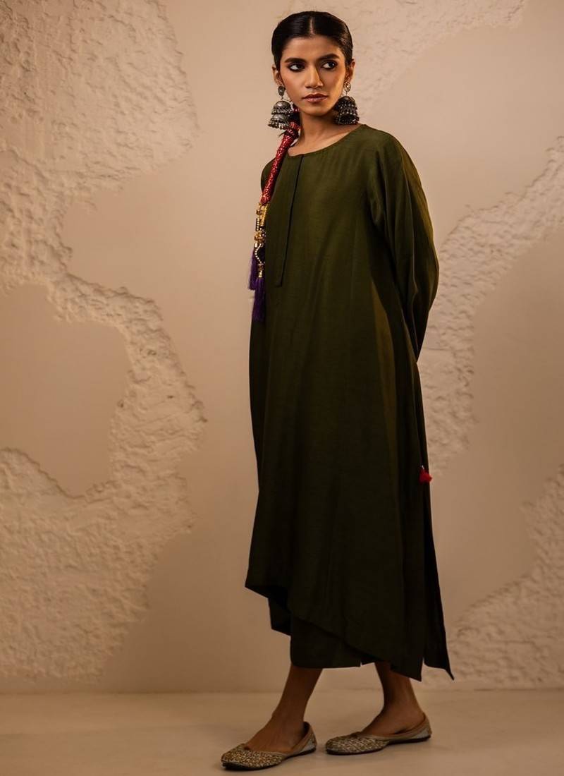 Green plain dola silk anarkali set