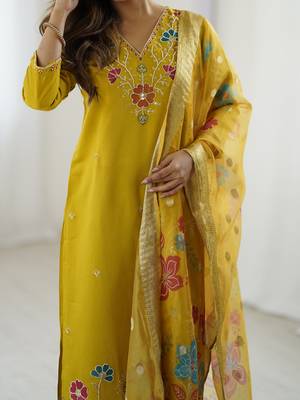 Women's  Embroidery work Viscose Gadhwal Straight Kurta Pant and Dupatta Set 2