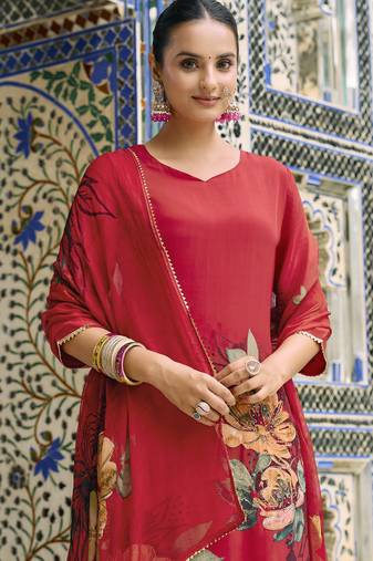 Red pure natural crepe floral printed straight kurta with pant & printed dupatta