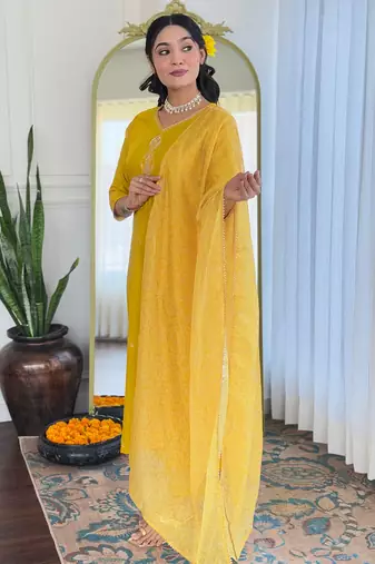 Women Beautiful Embroidery Rayon with Straight Kurta Pant and Dupatta Set
