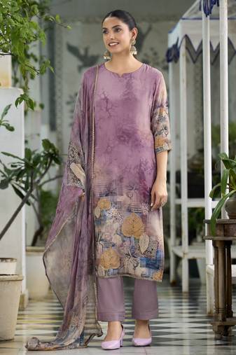 Mauve pure natural crepe floral printed straight kurta with pant & printed dupatta