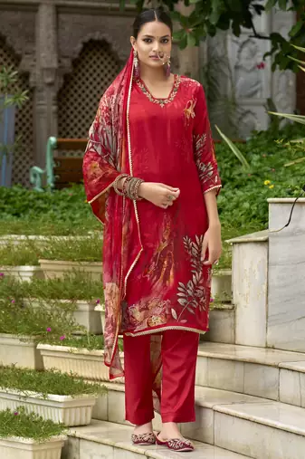 Red pure ho organza floral printed straight kurta with pant & printed dupatta