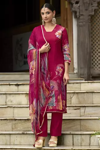 Magenta pure ho organza floral printed straight kurta with pant & printed dupatta