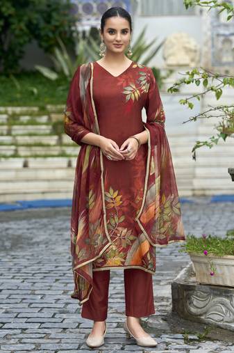 Brown pure ho organza floral printed straight kurta with pant & printed dupatta