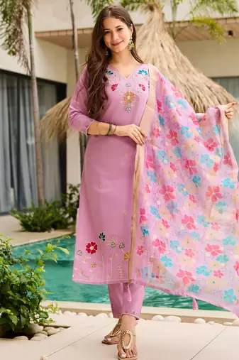 Women's Gorgeous Embroidery work Viscose Gadhwal Fabric Straight Kurta, Pant and Dupatta Set