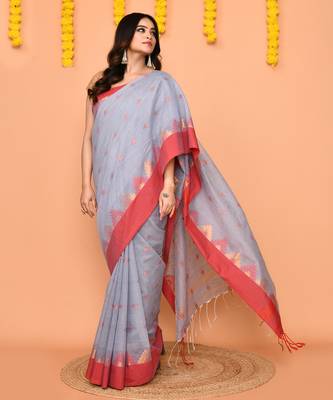 sky blue cotton blend handloom saree with red temple border 3