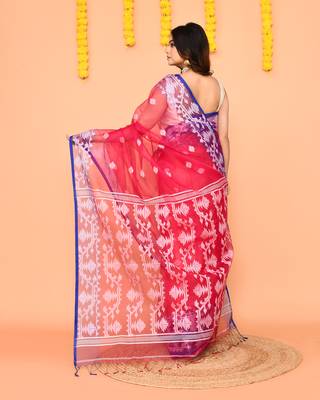 rani pink resham silk jamdani saree 4