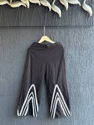 Black embroidered cotton pant 2