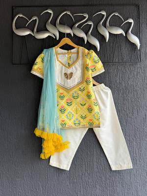 Yellow printed cotton silk kurta set 1
