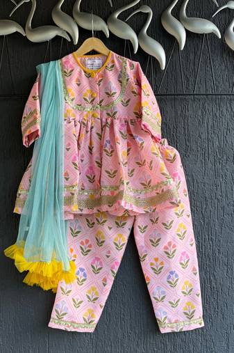 Pink printed cotton silk kurta set
