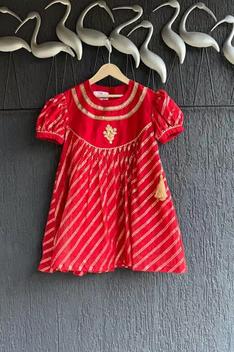 Red plain cotton dress