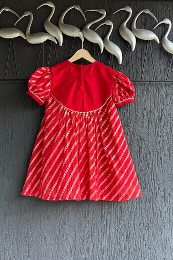 Red plain cotton dress
