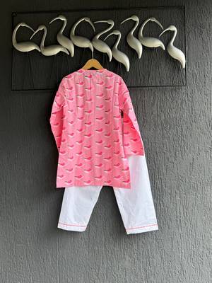 Pink printed cotton silk kurta set 2