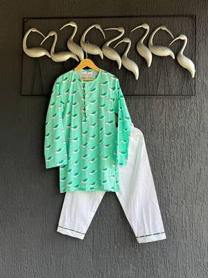 Green printed cotton silk kurta set 1