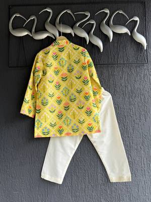 Yellow printed cotton silk kurta set 2
