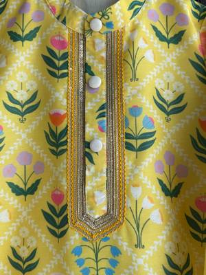 Yellow printed cotton silk kurta set 4