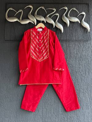 Red plain cotton kurta set 1