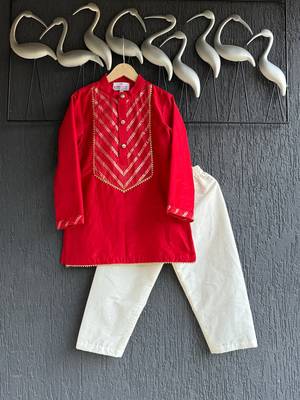 Red plain cotton kurta set 1