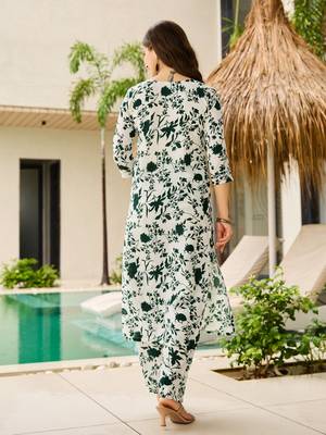 Green color silk blend kurta set with printed 2