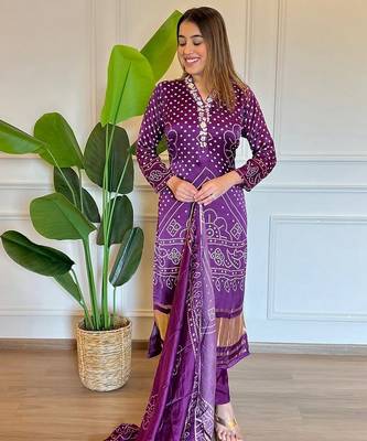 Lavender color viscosee beautiful festive wear readyamde kurta set with dupatta 4