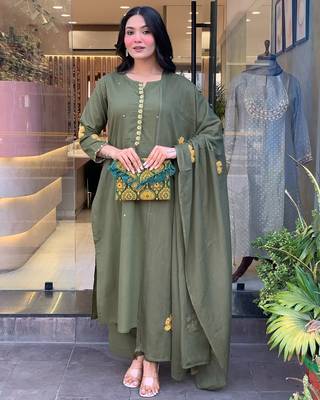 Green color smart and festive readymade chanderi silk fabic kurta set 1