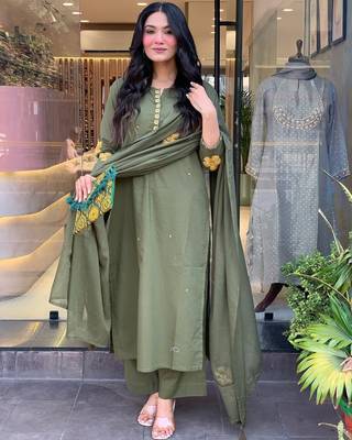 Green color smart and festive readymade chanderi silk fabic kurta set 4