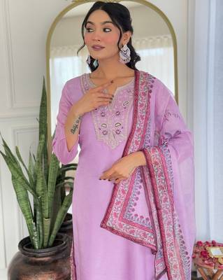 Lavender color smart and festive readymade rayon fabic kurta set 3