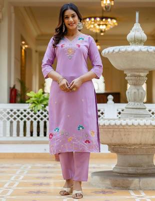 Lavender color ceremonial wear viscosee gadhwal readymade kurta set 4