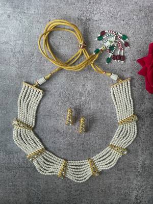 Gold plated white necklace 2