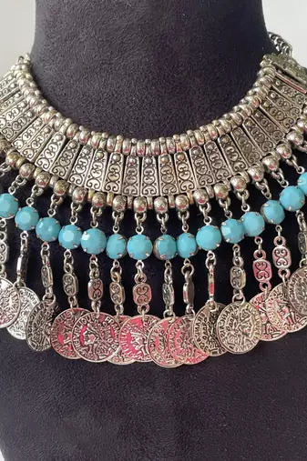 Silver plated blue stone necklace