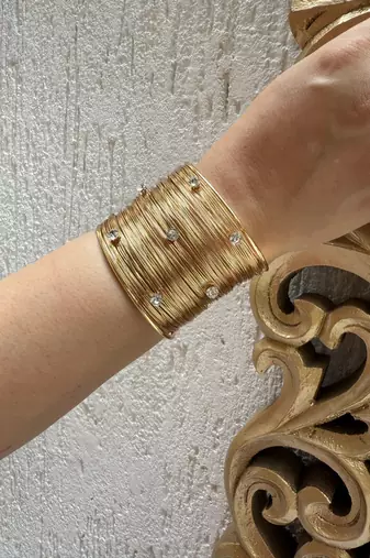 Gold plated bangle