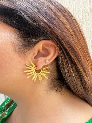 Gold plated stud earrings 1