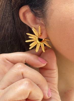 Gold plated stud earrings 3
