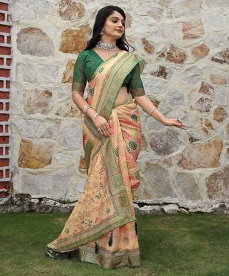 Peach cotton shimmer printed ethnic girlie saree 4