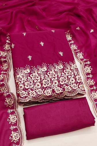 Exquisite embroidered suit set featuring floral threadwork and scalloped border dupatta