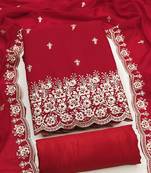 Exquisite embroidered suit set featuring floral threadwork and scalloped border dupatta