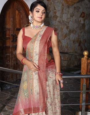 Off white cotton shimmer printed ethnic girlie saree 3
