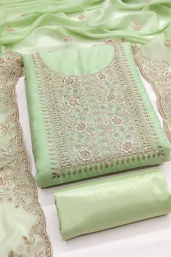 green embroidered suit     perfect for festive & wedding occasions