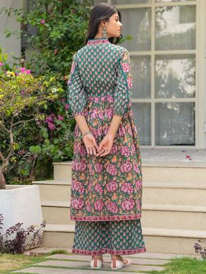 Moss green pure cotton sanganeri hand block kurta & palazzo set with sequin
work  comes with chiffon dupatta set of 3 3