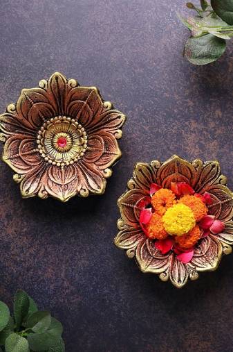 The handicraftian large lotus diya set of 2