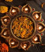 The handicraftian 9 diya plate