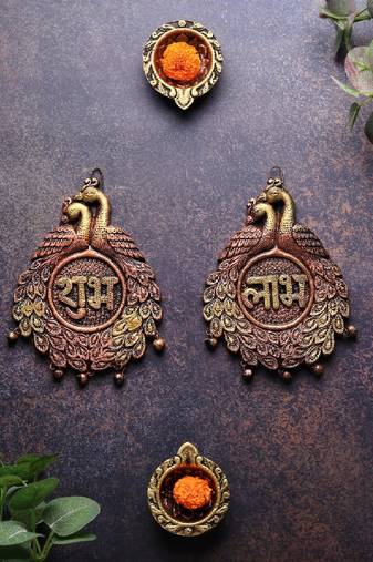 The handicraftian couple peacock subh labh set